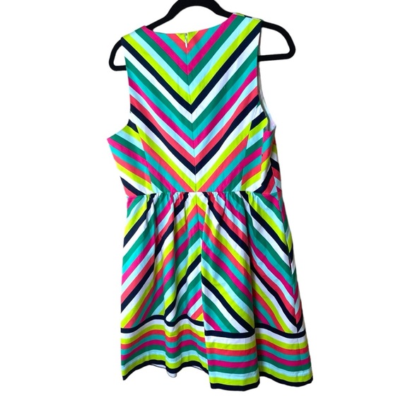 Crown & Ivy Shift Dress V neck Candy Stripe Size 12 - Picture 2 of 8